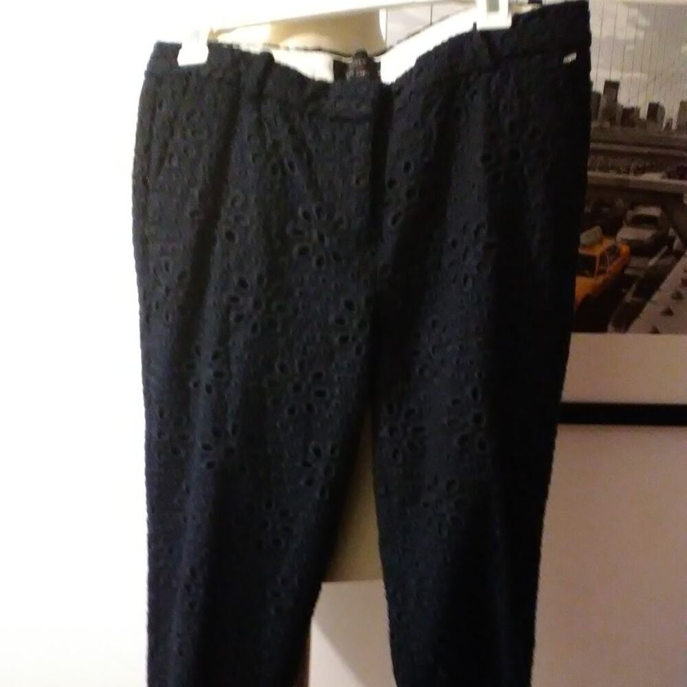 Navy floral J CREW cafe capri lace embroidered sz 6